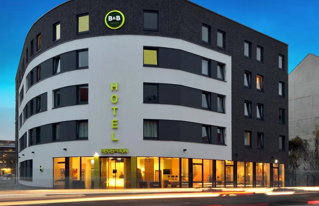 B&B HOTEL Erfurt-Hbf-1